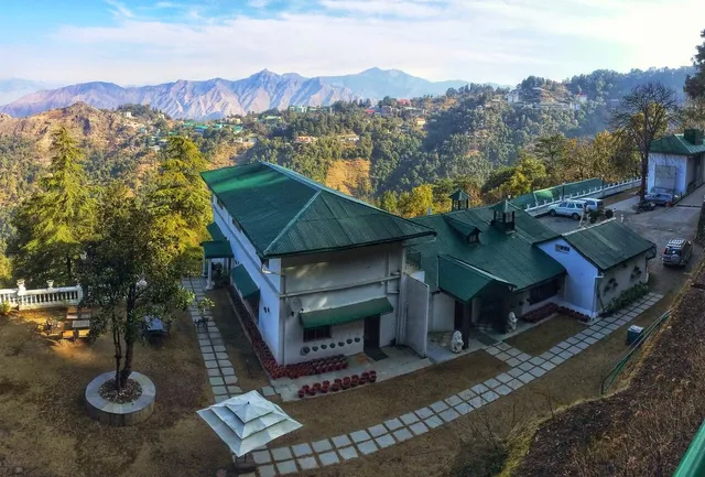 The Amber - Vermont Estate