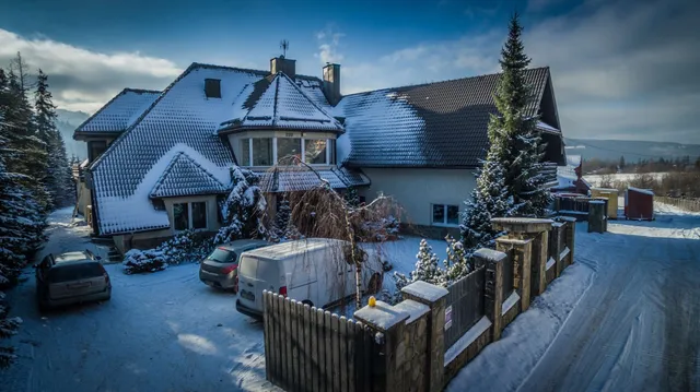 Rezydencja Marjo Dom z Basenem do wynajęcia na wyłączność