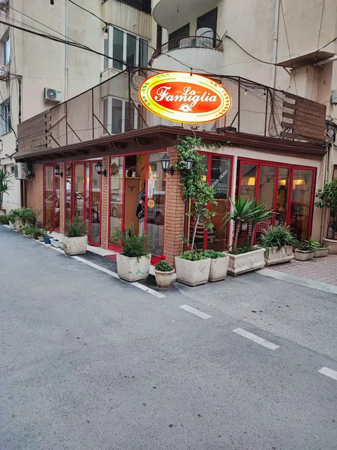 Trattoria La Famiglia