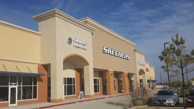 Clothes Mentor Oklahoma City, OK