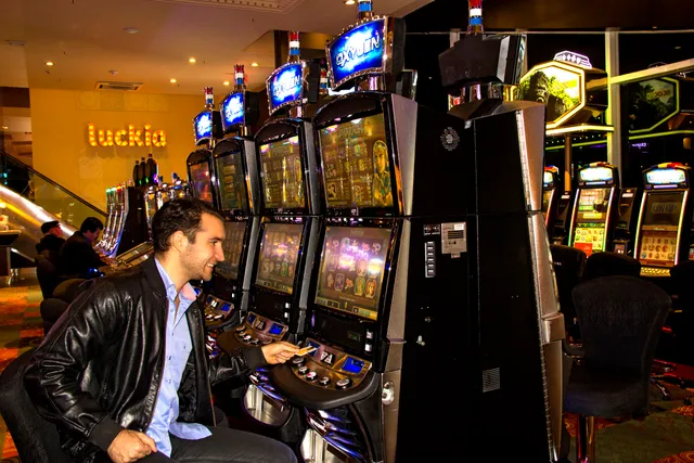 Luckia Casino - biggest poker room in Bogotá