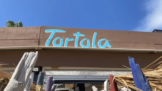 Tortola restaurant