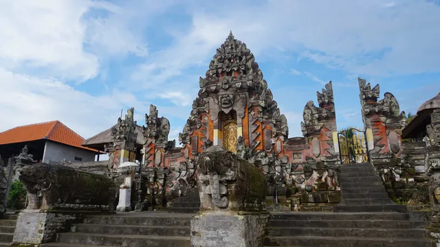 Pura Pusering Jagat