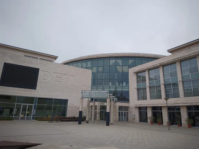 Modem Centre for Modern and Contemporary Arts