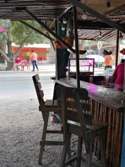 Hostal, Restaurant Oasis