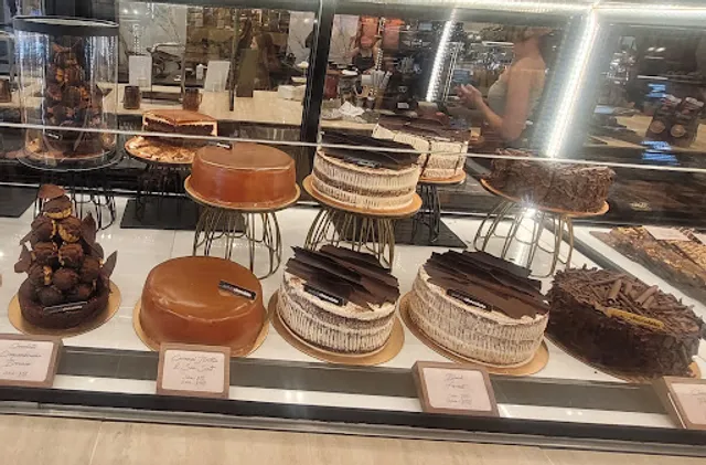 Awfully Chocolate VivoCity (CAFÉ) – Bakery, Cake Shop & Birthday Cakes