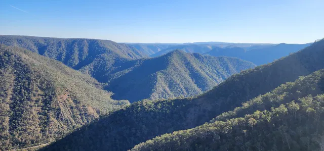 Badgerys Spur walking track