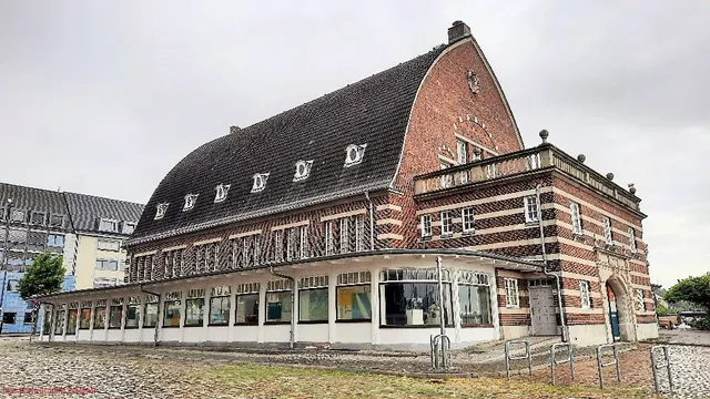 Kiel Maritime Museum Fish Market & Museum Bridge