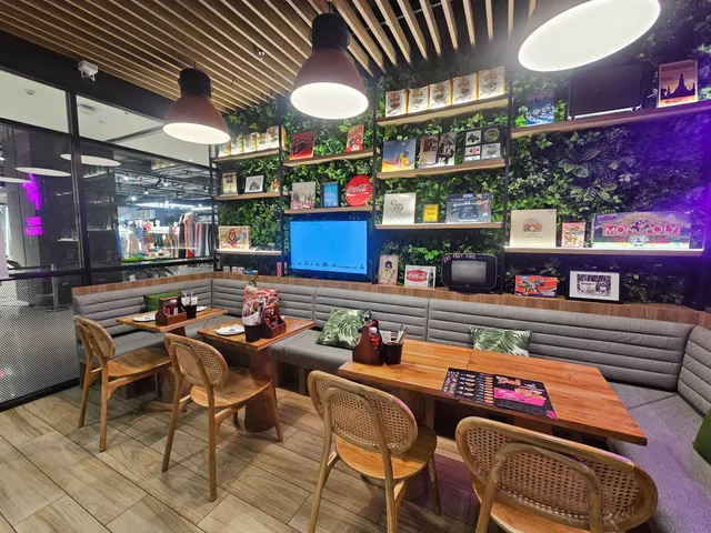 Dough Bros. Pizza & Doughnuts (Gaysorn Amarin - Chitlom)