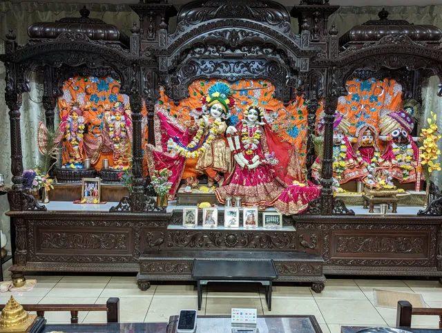 ISKCON Tokyo クリシュナ意識国際協会 (イスコン：ISKCON)