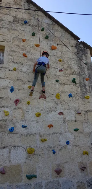 Izletiste Podastrana