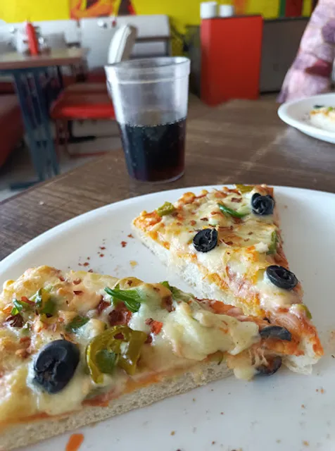 William John's Pizza- Petlad