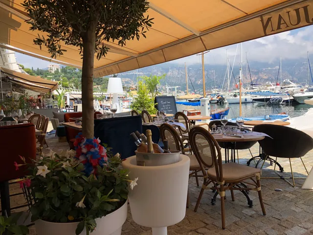 Léo Léa - Assiette au Boeuf - Saint-Jean-Cap-Ferrat