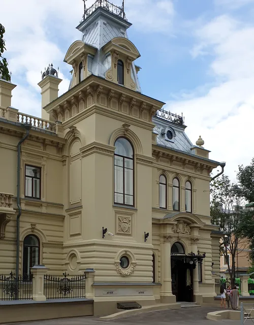 Gosudarstvennyy Muzey Izobrazitel'nykh Iskusstv Respubliki Tatarstan