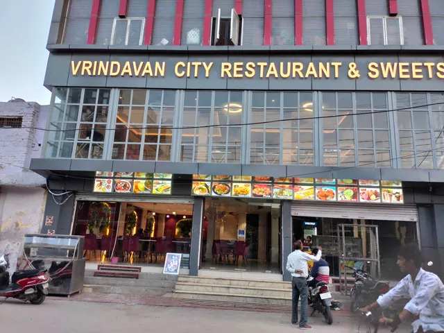 Vrindavan City Restaurant (Best Restaurant In Vrindavan)
