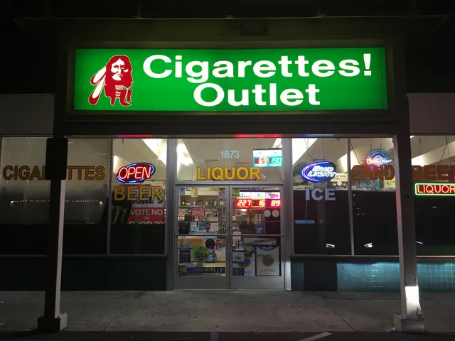 Liquor & Cigarette Outlet