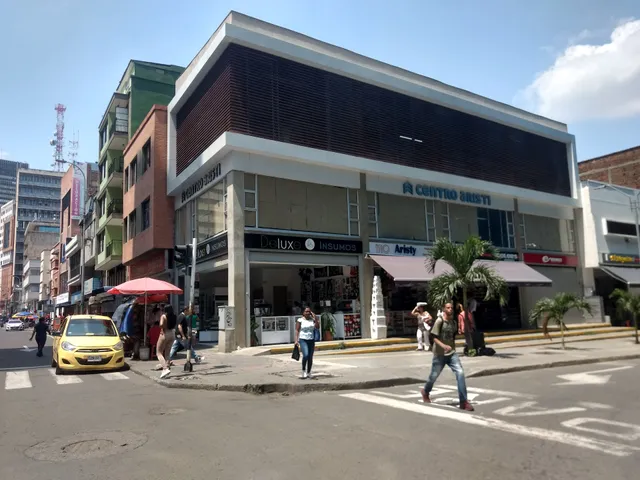 Aristi Centro Comercial