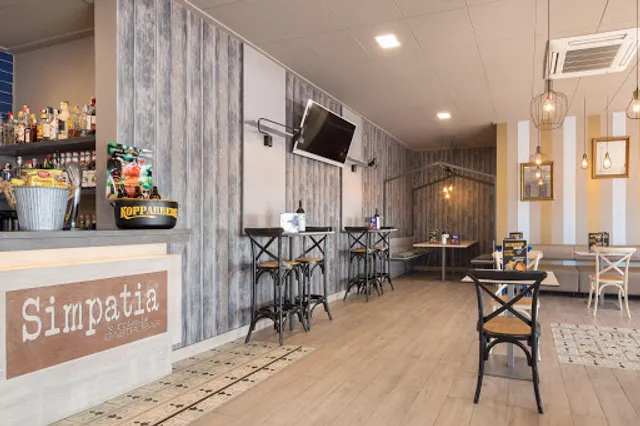 𝗦𝗜𝗠𝗣𝗔𝗧𝗜𝗔 & 𝗙𝗥𝗜𝗘𝗡𝗗𝗦 𝗚𝗔𝗦𝗧𝗥𝗢𝗕𝗔𝗥 | 𝗠𝗔𝗟𝗚𝗥𝗔𝗧 𝗗𝗘 𝗠𝗔𝗥