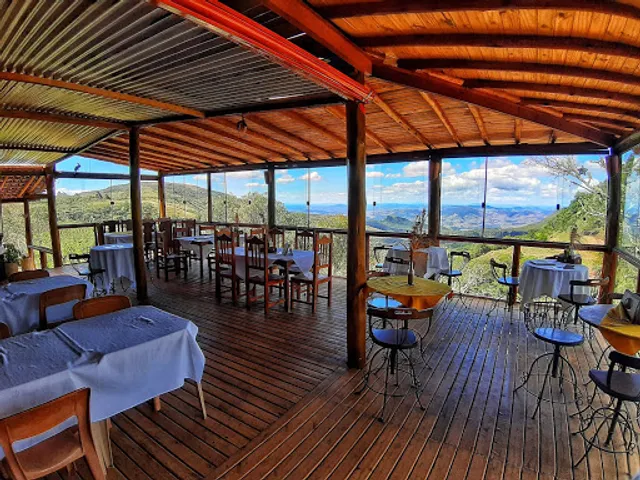 CASAL GARCIA Restaurante e Bar