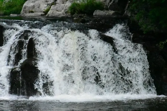 Linville Falls - Trail and Waterfall
