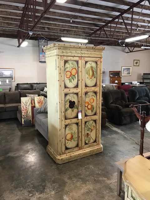 Greg's Furniture Inc