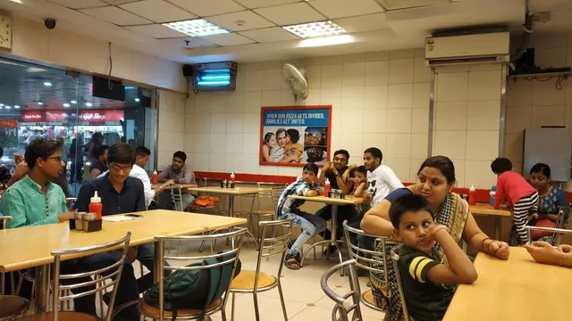 Domino's Pizza | Dindayal City Mall, Gwalior