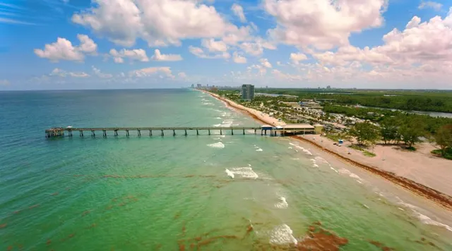Dania Beach Pier