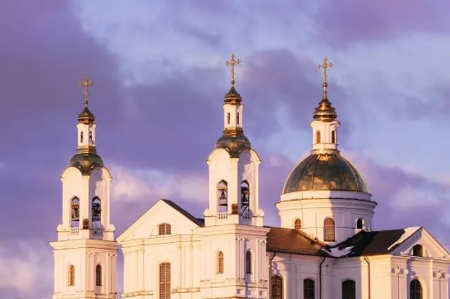 Yunost' Park Kul'tury I Otdykha Volodarskogo Rayona