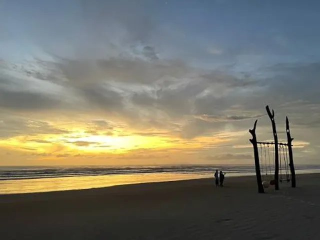 Pantai Melawi