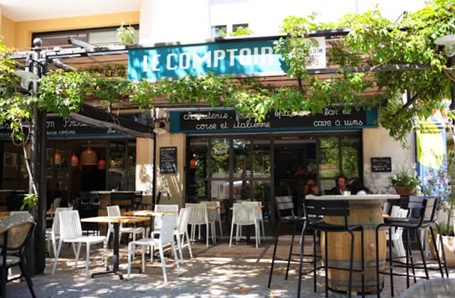 Le Comptoir