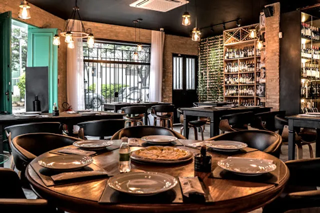 Napoletana Forneria Pizzaria