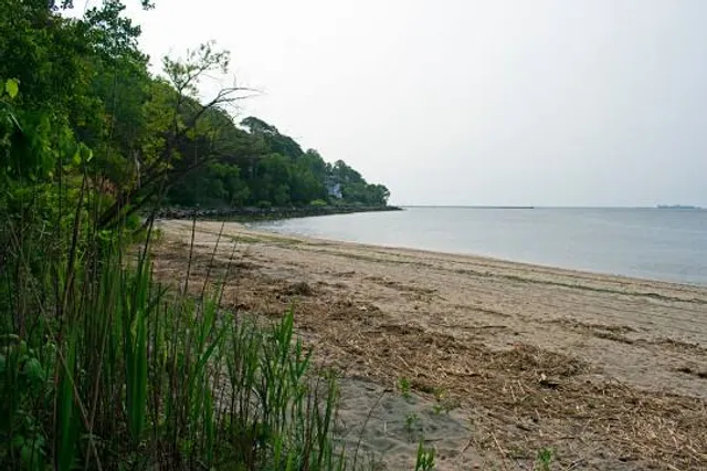 Popamora Point Beach