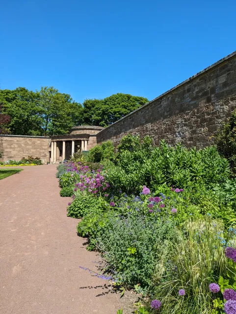 Amisfield Walled Garden