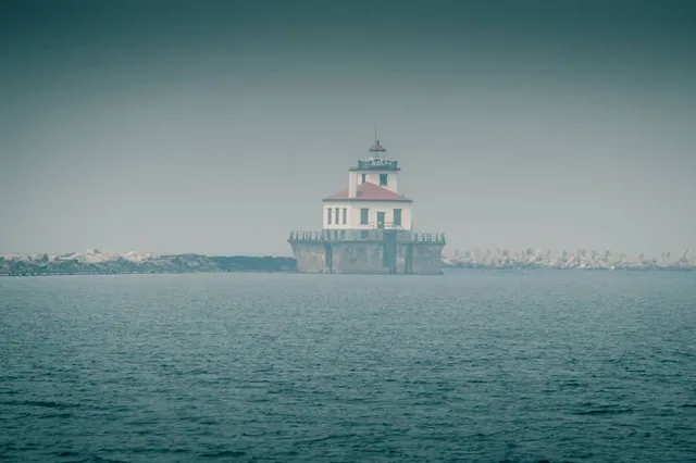Oswego West Pierhead Lighthouse