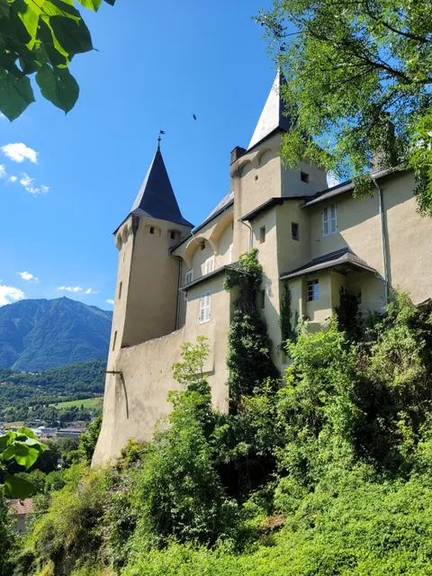 Château Manuel de Locatel