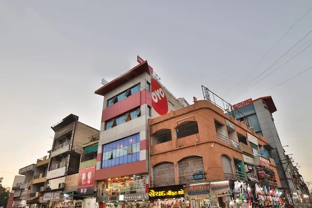 OYO 29381 Motel Bapa's