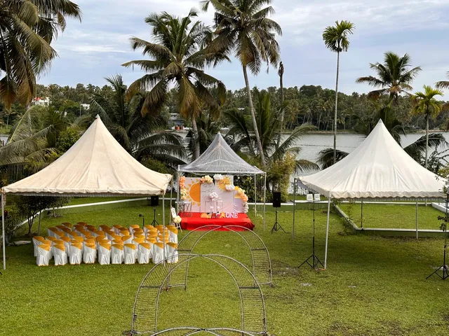 Ashtamudi Lake Garden