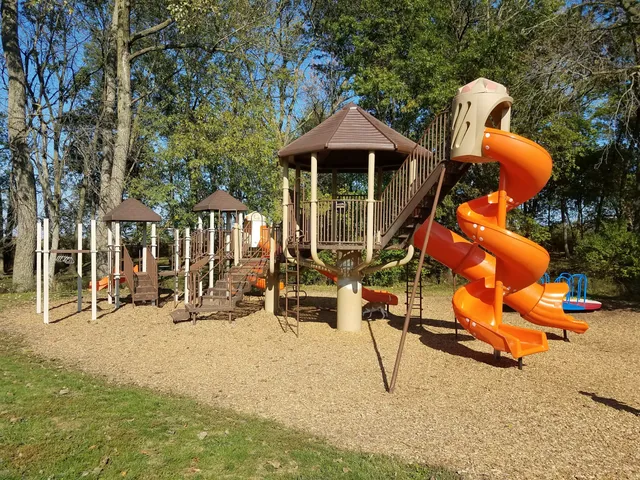 Evergreen Hollow Park