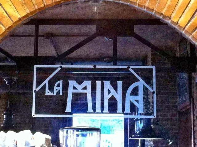 La Mina Pub
