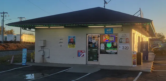 Longview Express Tobacco & Vapes