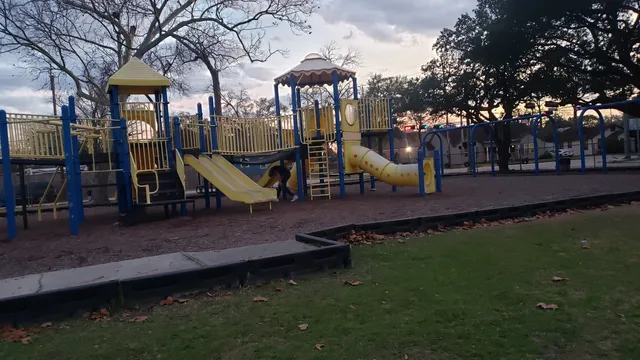 Hirsch Memorial Park