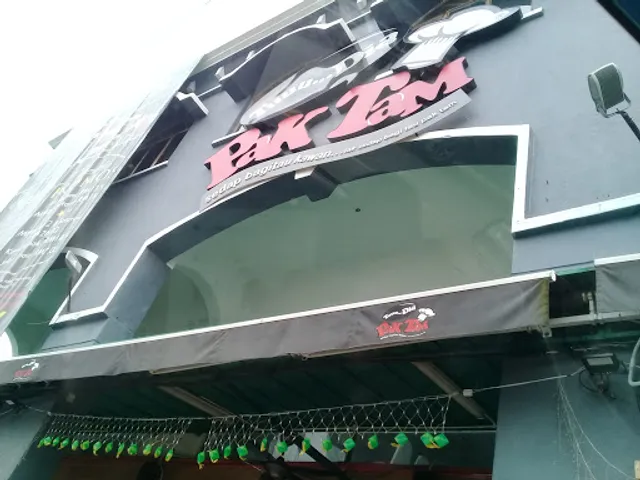 Restoran Tuuu…. Dia Pak Tam
