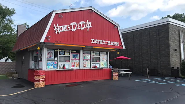 Han-D-Dip Dairy Barn