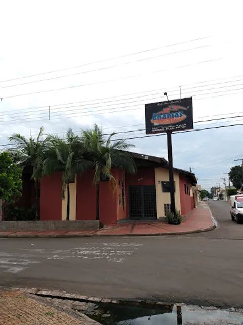 Anania's Restaurante