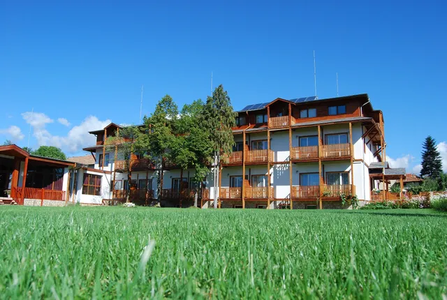 Хотел "Припеците"