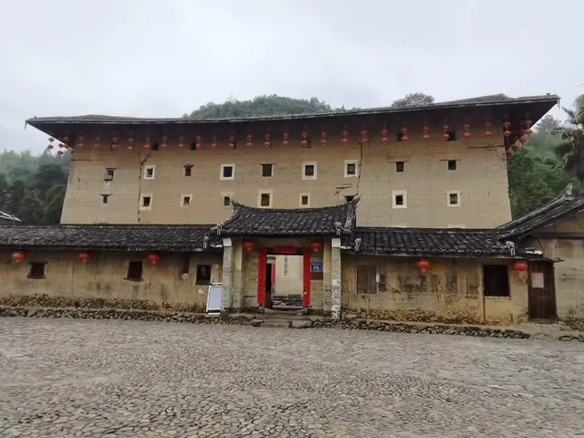 Hongkeng Earthen Folk Culture Village