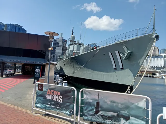 HMAS Vampire