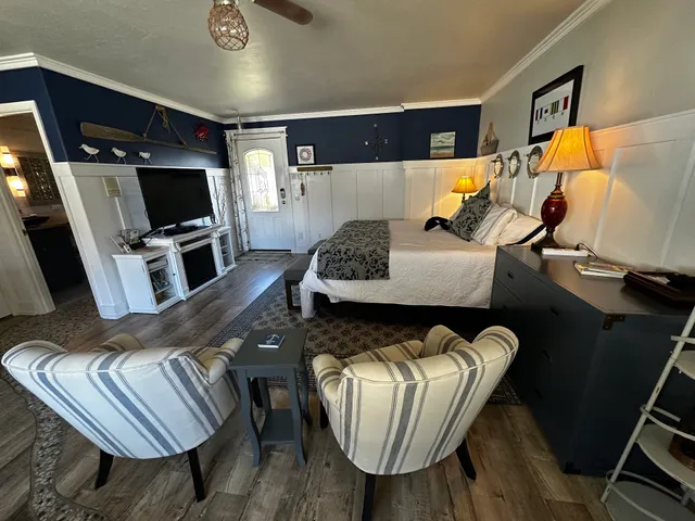 Tanbark Shores Guest Suite