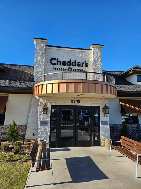 Cheddar's Scratch Kitchen