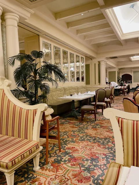 Sherwood Garden Restaurant